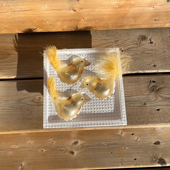 Vintage Christmas Street Glass Ornaments - Picture 5 of 7